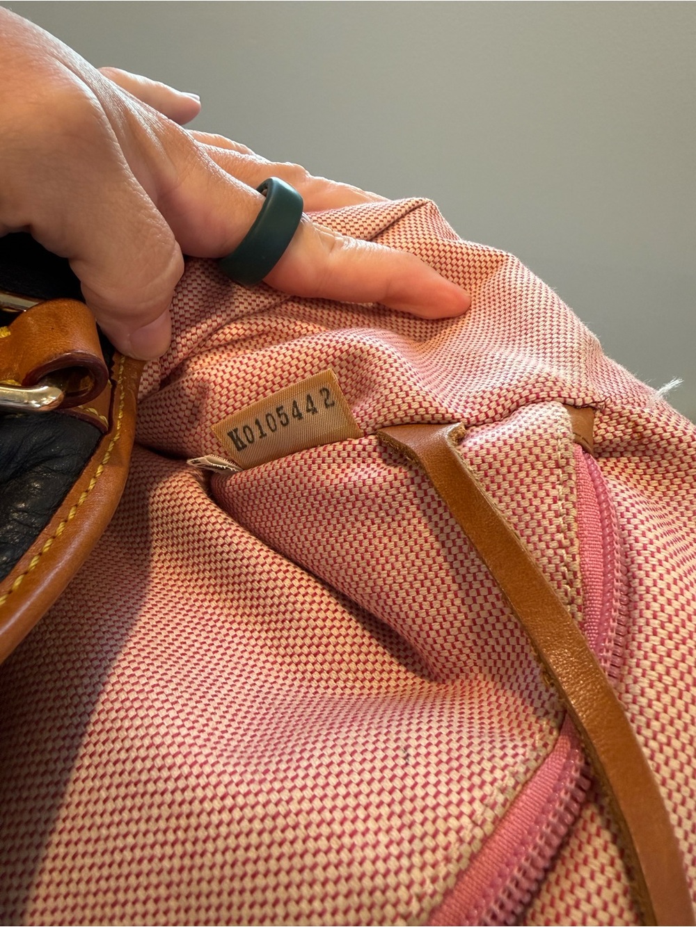 REHAB Dooney & Bourke Navy Leather Shoulder Bag with Tan Trim and Accents - Picture 8 of 13